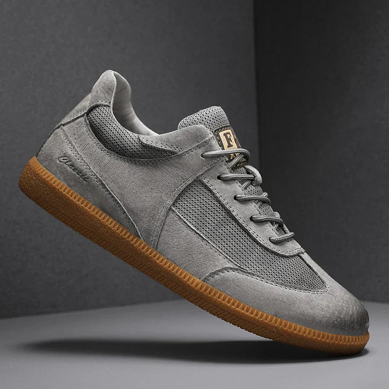 CALVINOX – Zapatillas de hombre en ante y malla con diseño deportivo urbano