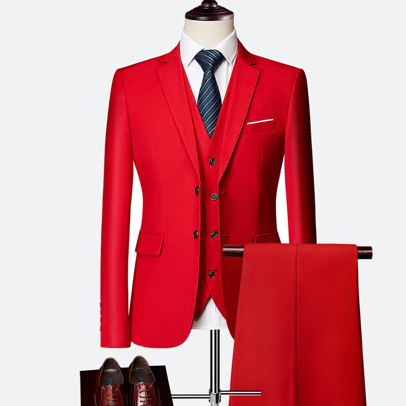 CYPRUS - Traje de tres piezas elegante para hombre