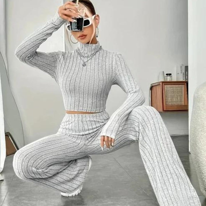 Conjunto de punto acanalado para mujer con top y pantalón – AMELYA