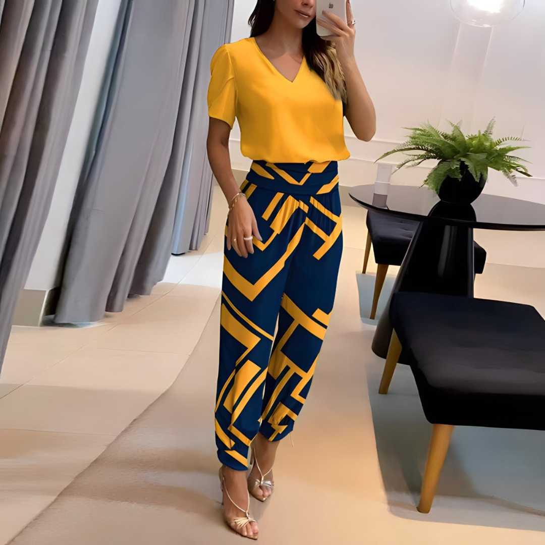 LYA – Conjunto de dos piezas con diseño moderno para mujer