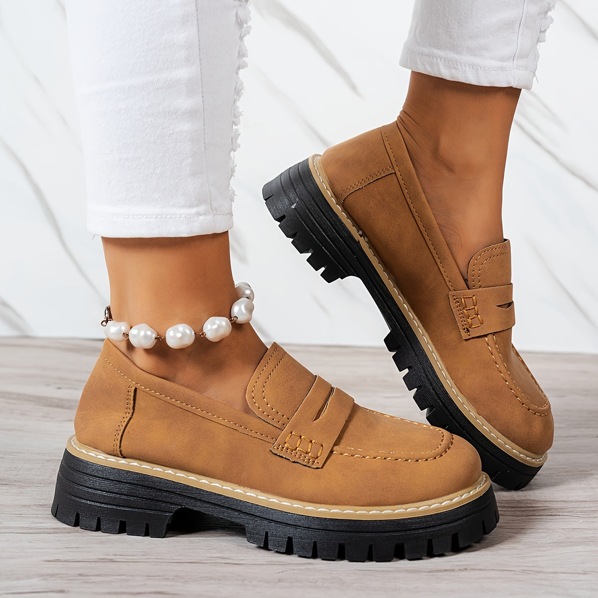 Elegantes y cómodos mocasines de mujer con diseño retro y suela gruesa – VIVIANA