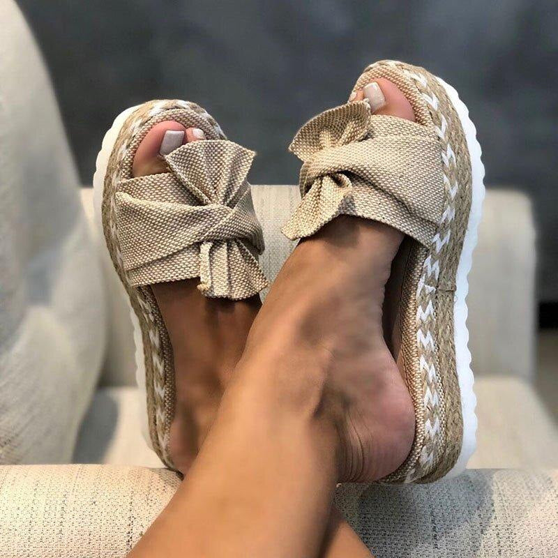 Sandalias ortopédicas de mujer con lazo decorativo y plantilla anatómica – NERINA