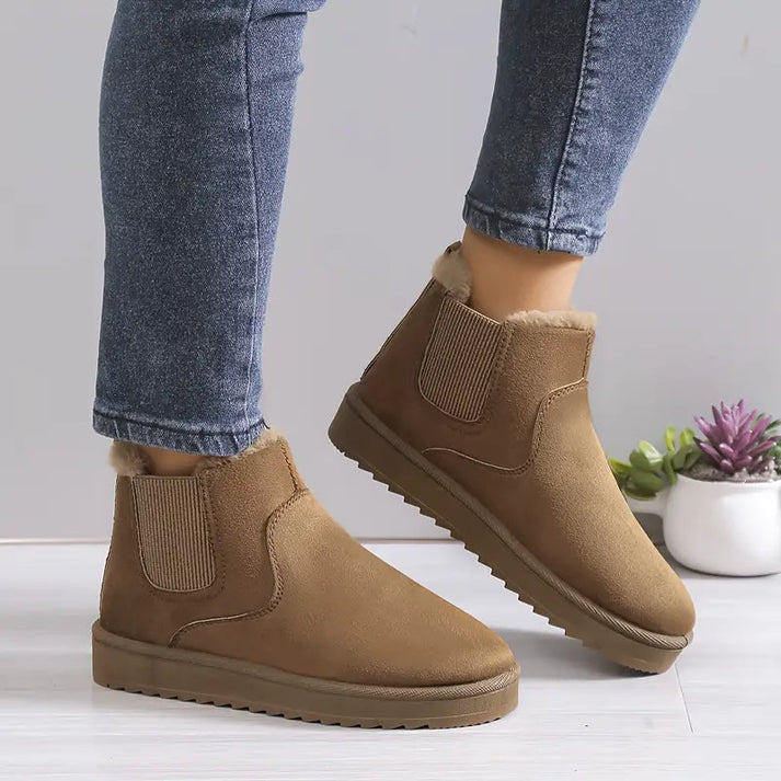 GIA – Botines de ante sintético con forro de borrego para mujer