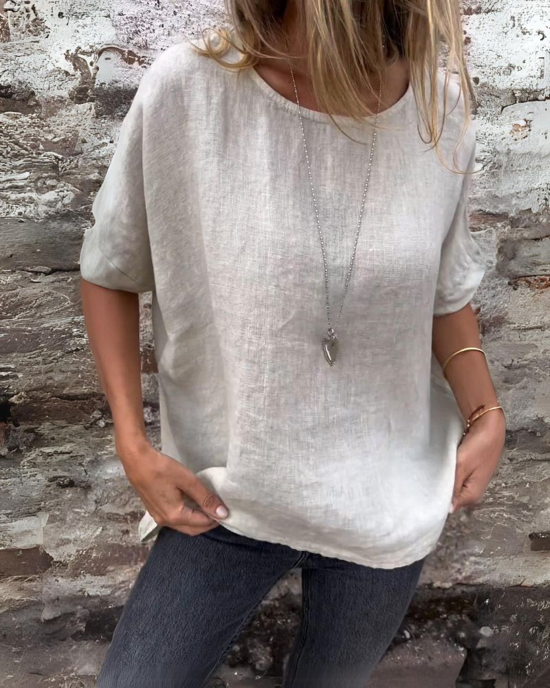 Camiseta básica de mujer con cuello redondo y mangas dobladas – ELIANA