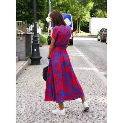 Vestido cruzado elegante con estampado artístico y corte fluido – AURELIA