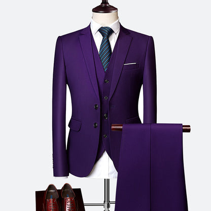 CYPRUS - Traje de tres piezas elegante para hombre