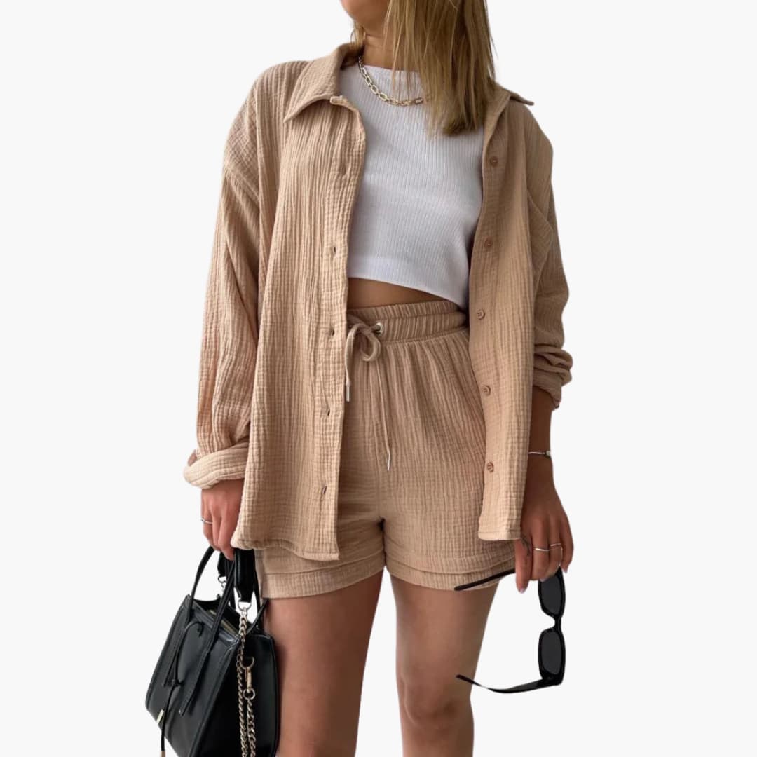 Conjunto de verano con blusa y short de talle alto – HELIA