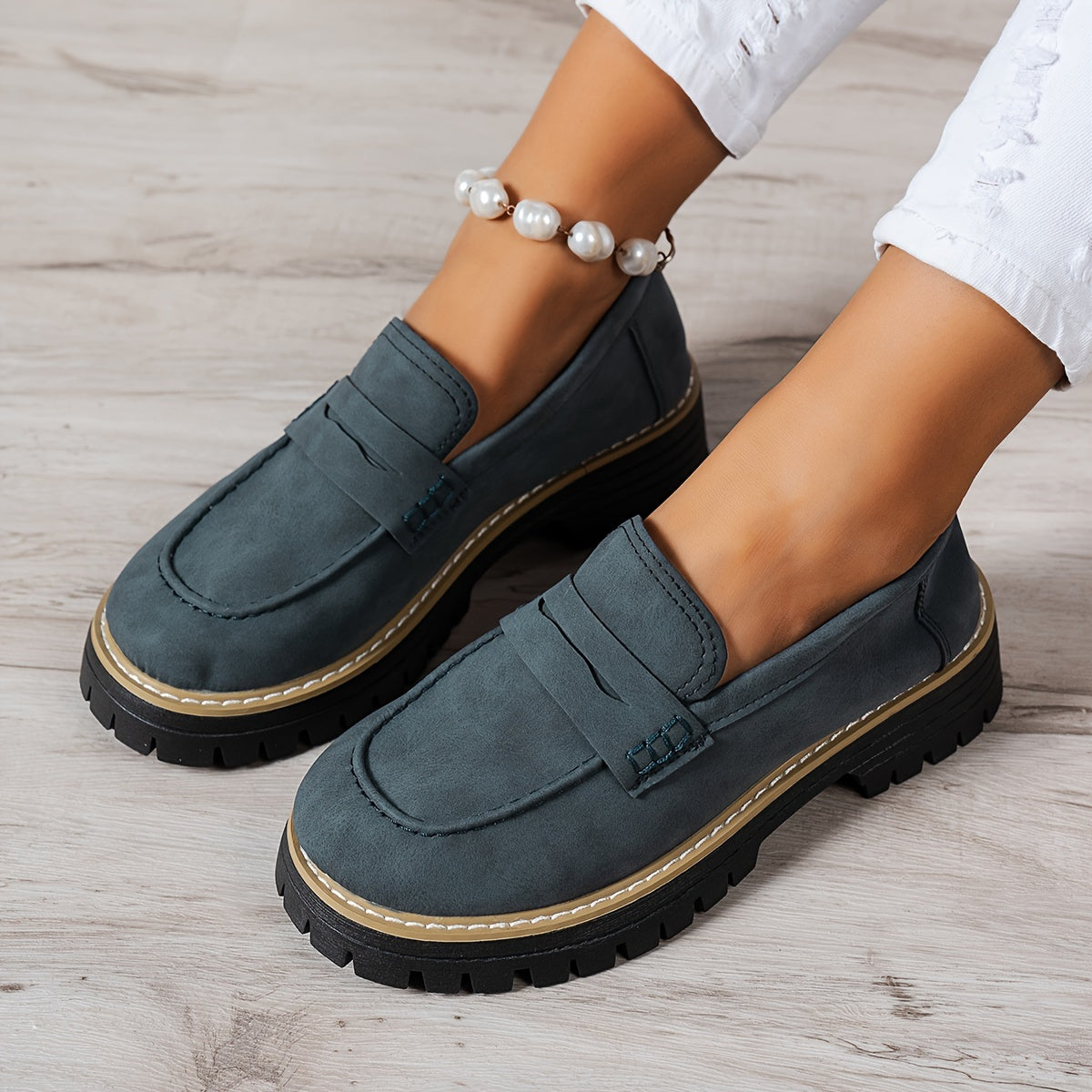 Elegantes y cómodos mocasines de mujer con diseño retro y suela gruesa – VIVIANA