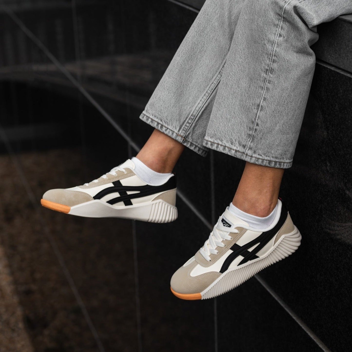 Zapatillas vintage cómodas y modernas para mujer – ELIN RETRO