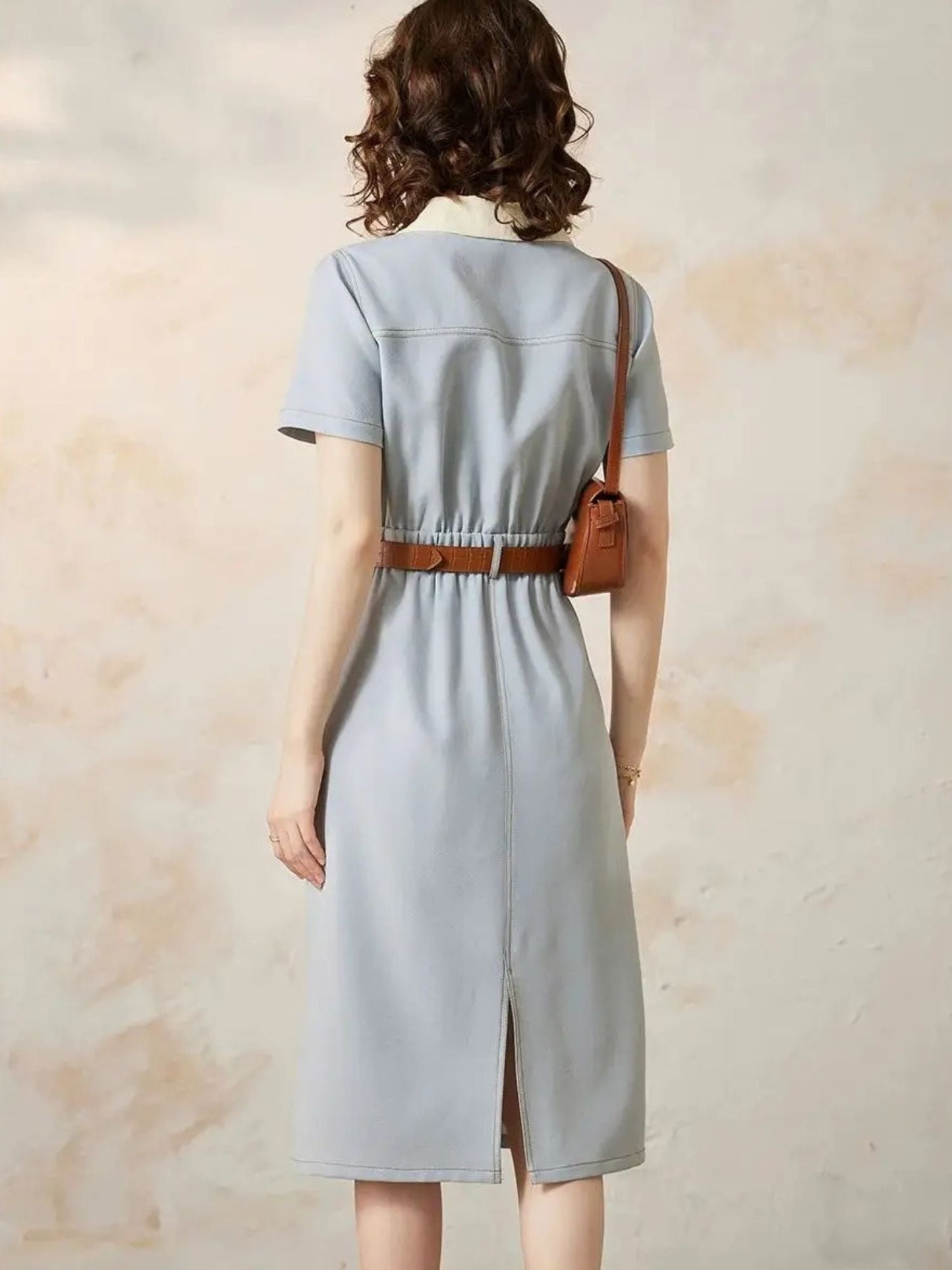 Vestido camisero de mujer con cintura marcada y manga corta – CASILDA