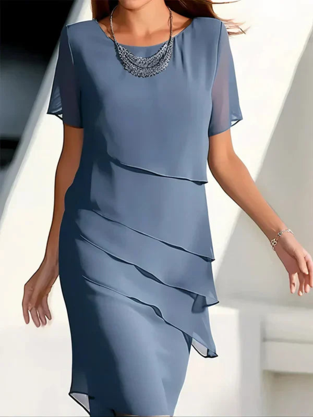 Vestido midi con capas y manga corta para invitada de boda – AMAYA