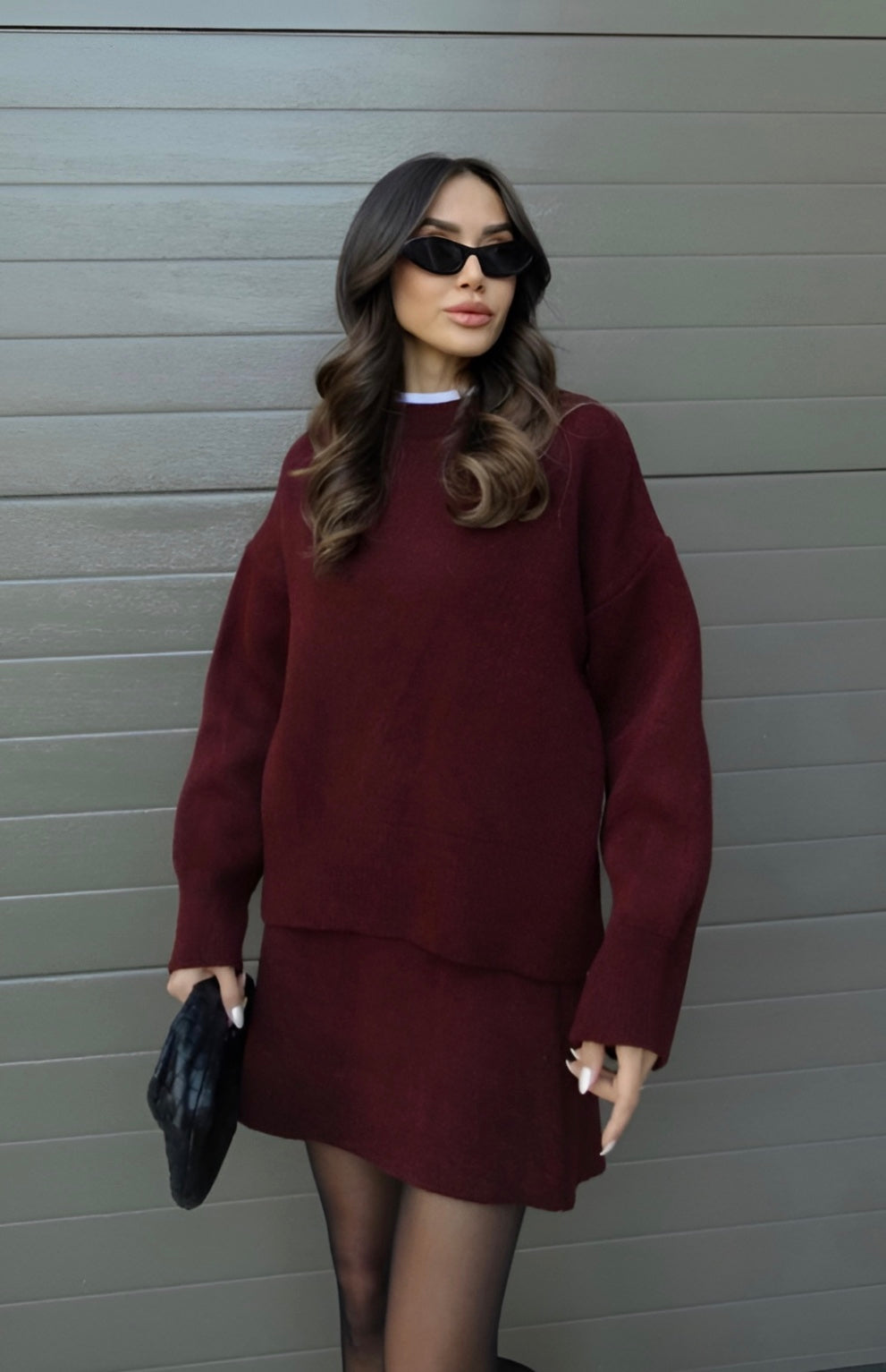 Conjunto de punto: minifalda y jersey oversize para mujer – LARISSA