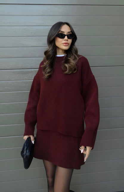Conjunto de punto: minifalda y jersey oversize para mujer – LARISSA