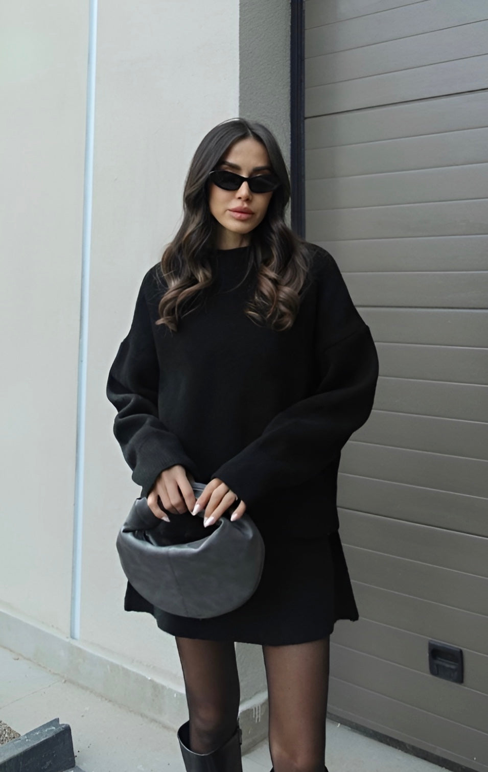 Conjunto de punto: minifalda y jersey oversize para mujer – LARISSA