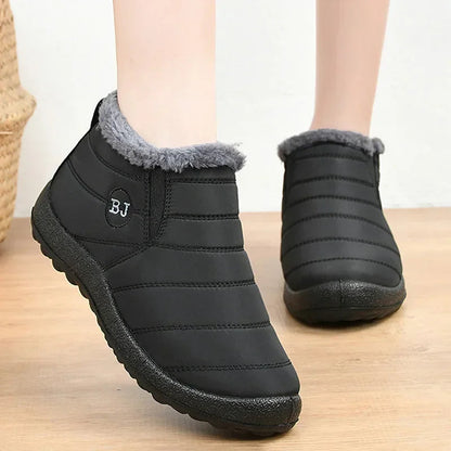 Botas de invierno con diseño moderno y forro cálido – KLAUDIA