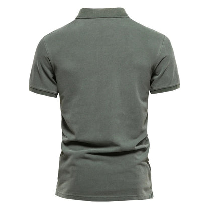 Polo elegante de hombre con corte entallado y cuello clásico – LEVANO