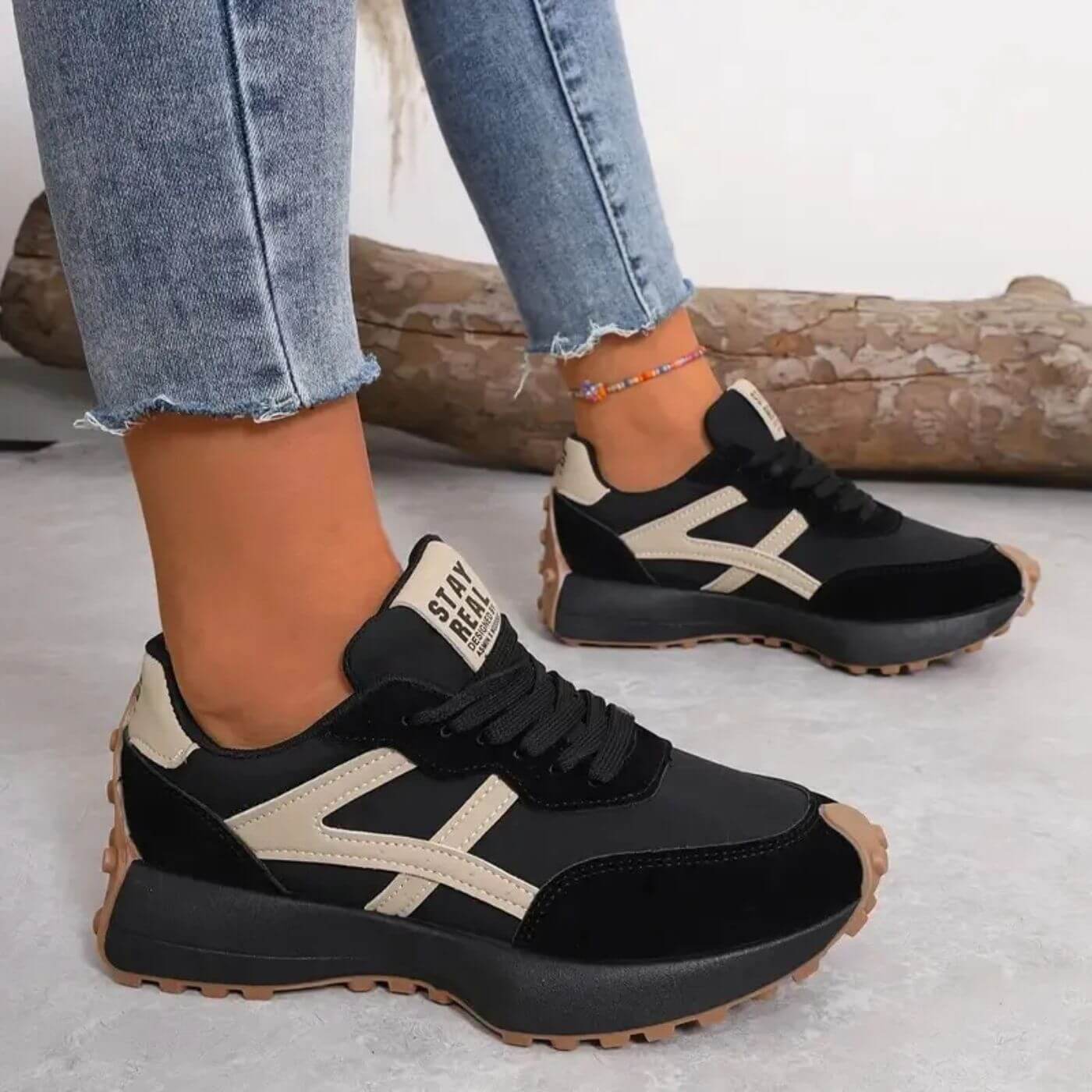 Zapatillas cómodas para mujer con diseño moderno – Lianora