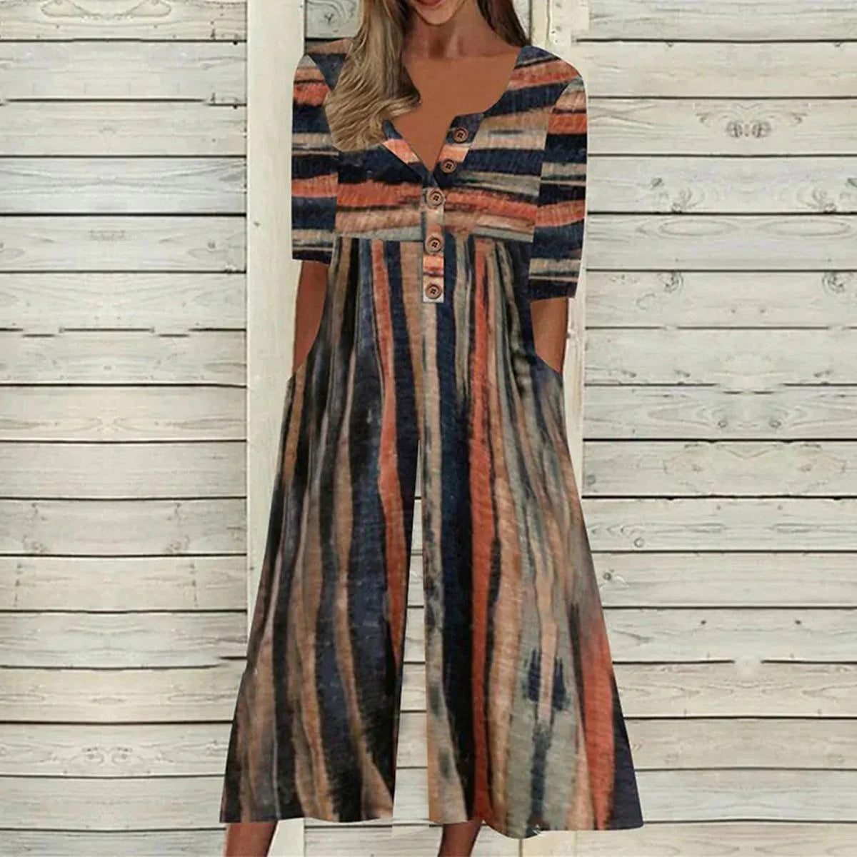 Mono elegante de verano con escote en V y corte moderno – BELYN