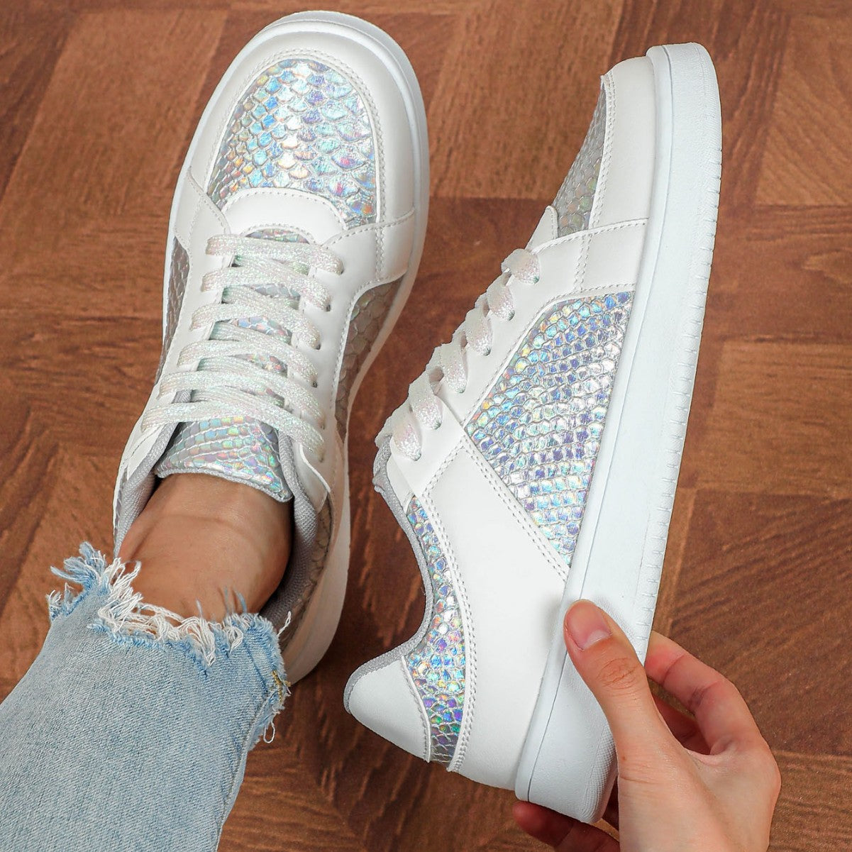Zapatillas de mujer con textura y suela robusta – KIRSTEN