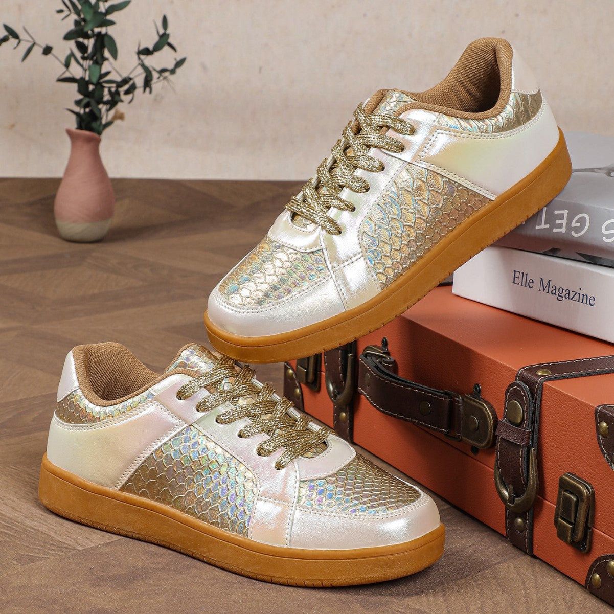 Zapatillas de mujer con textura y suela robusta – KIRSTEN