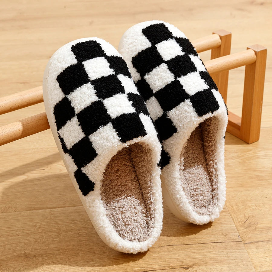 Zapatillas de casa para mujer en forro polar con estampado de cuadros – LUDOVICA