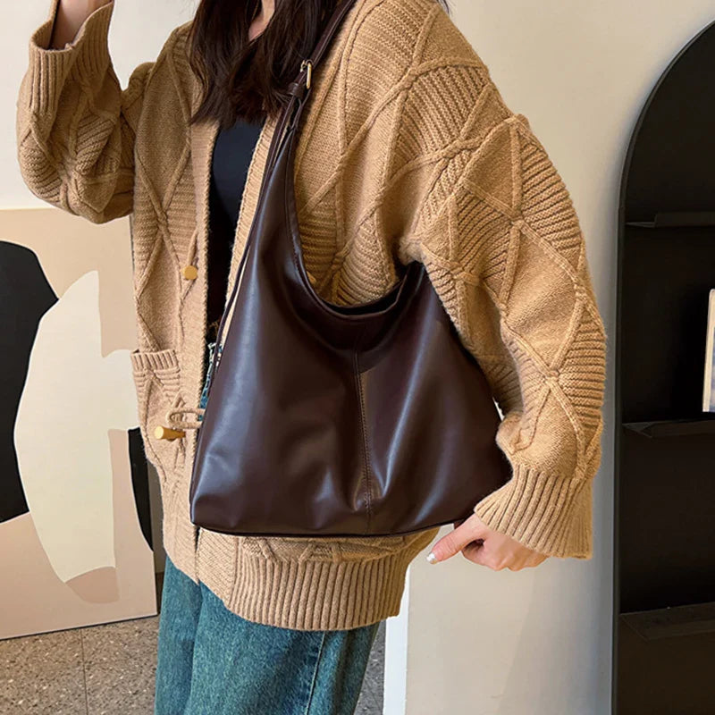 LEYNA - Bolso sofisticado con diseño minimalista para mujer