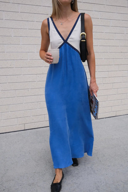 Vestido largo con escote en V y corte fluido – Lirenza