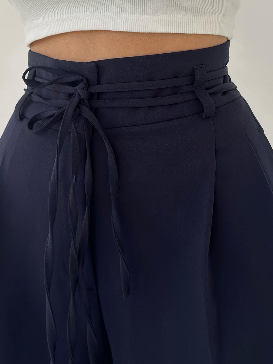 Pantalón de pierna ancha con cintura elástica y caída fluida – ANARA