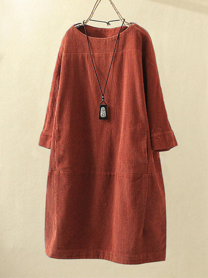 Vestido midi elegante de Tencel con corte favorecedor – VIENNA