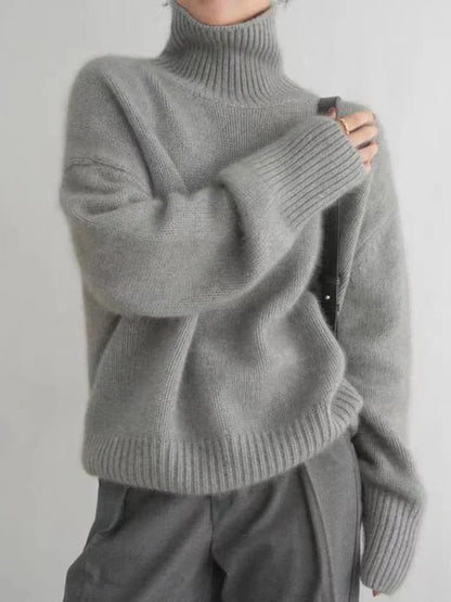 Jersey de cachemir con cuello alto y corte atemporal – VALÉRIA