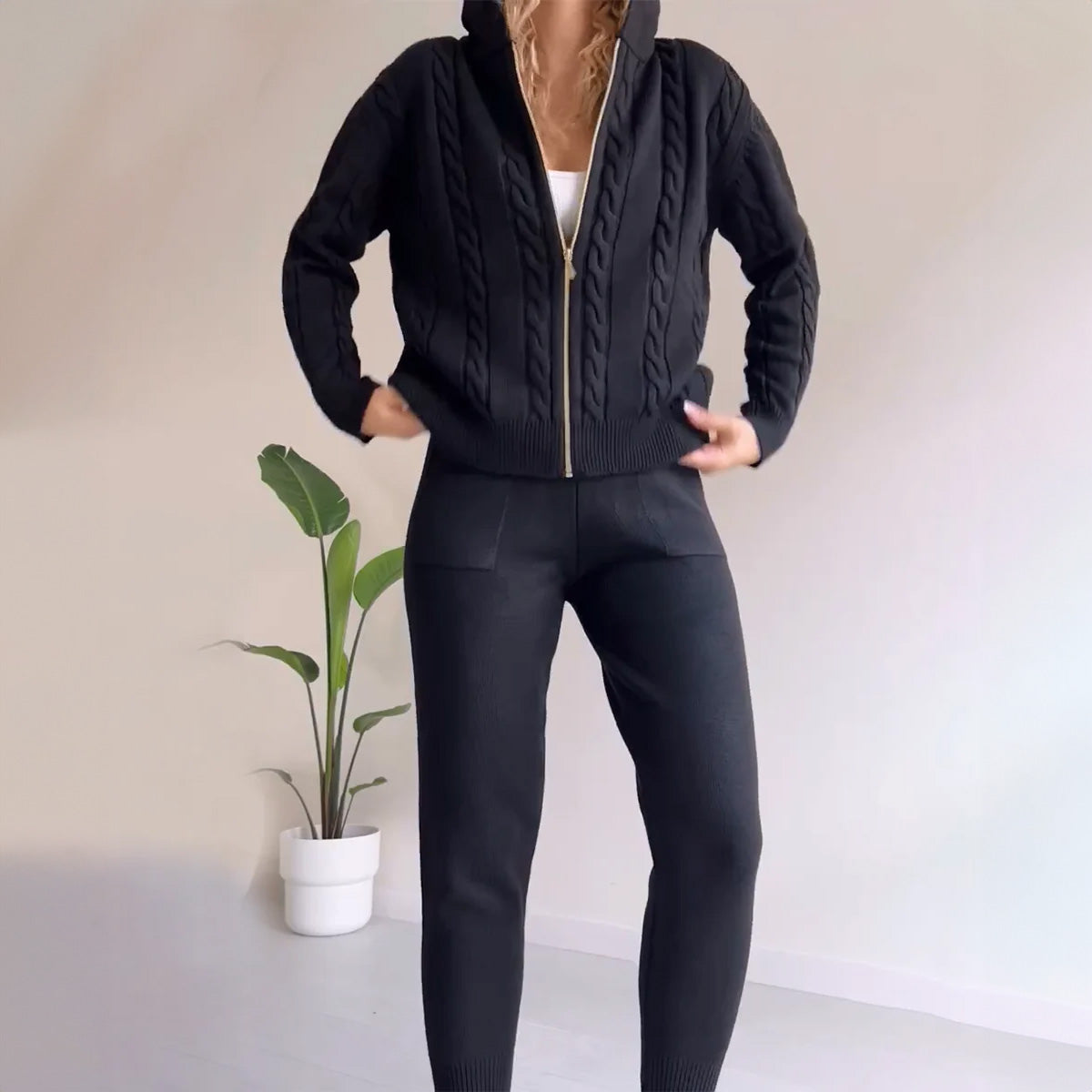 MAREN – Conjunto de punto elegante para mujer