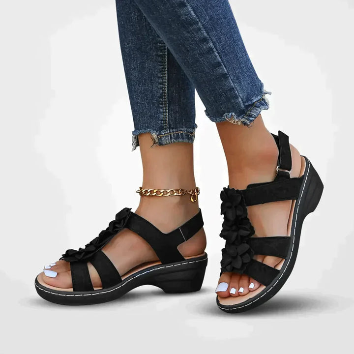 Sandalias de verano para mujer con detalle de flor y suela cómoda – FLORIANA