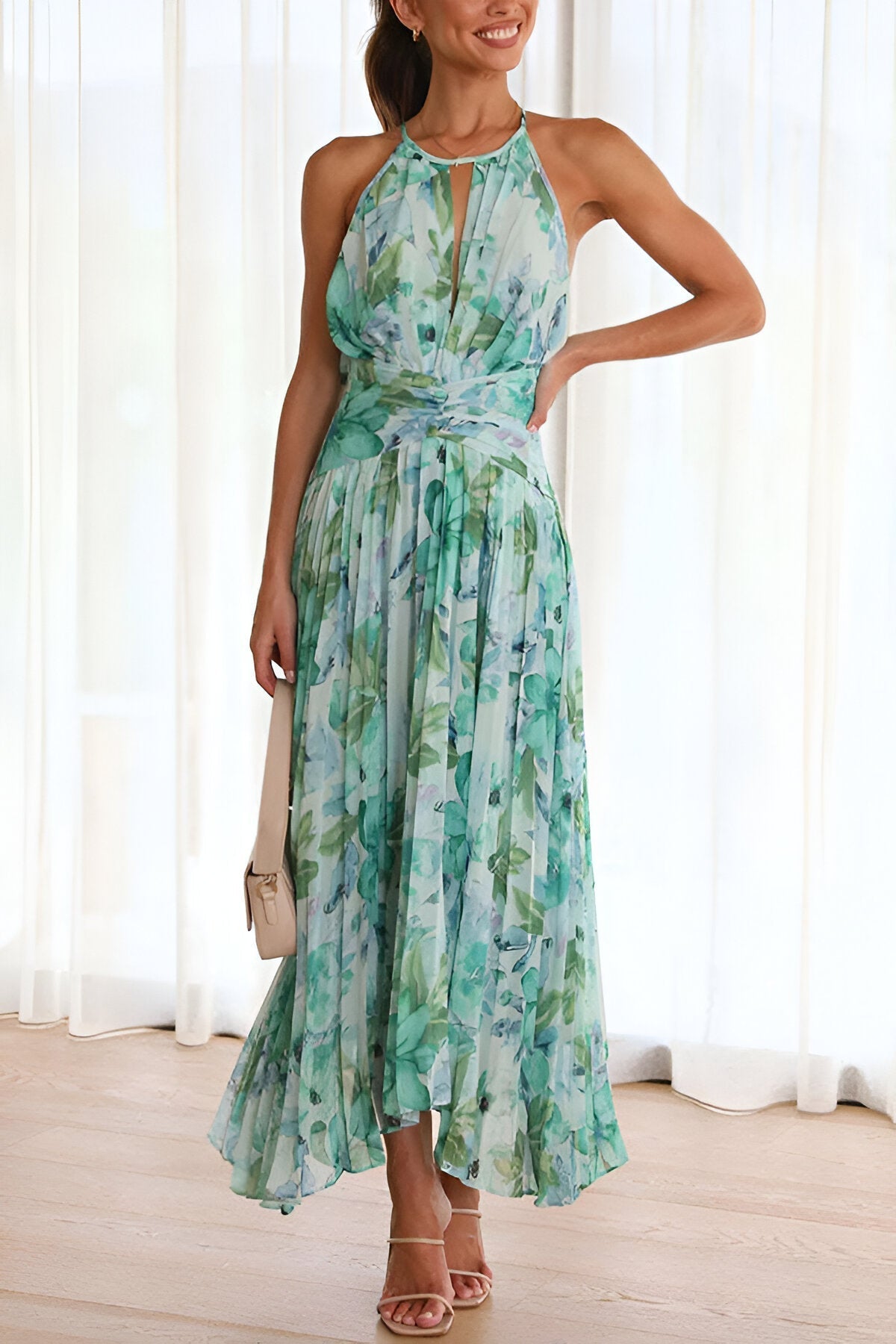 Vestido maxi halter con pliegues y estampado floral para mujer – ELARA FLORALISTA