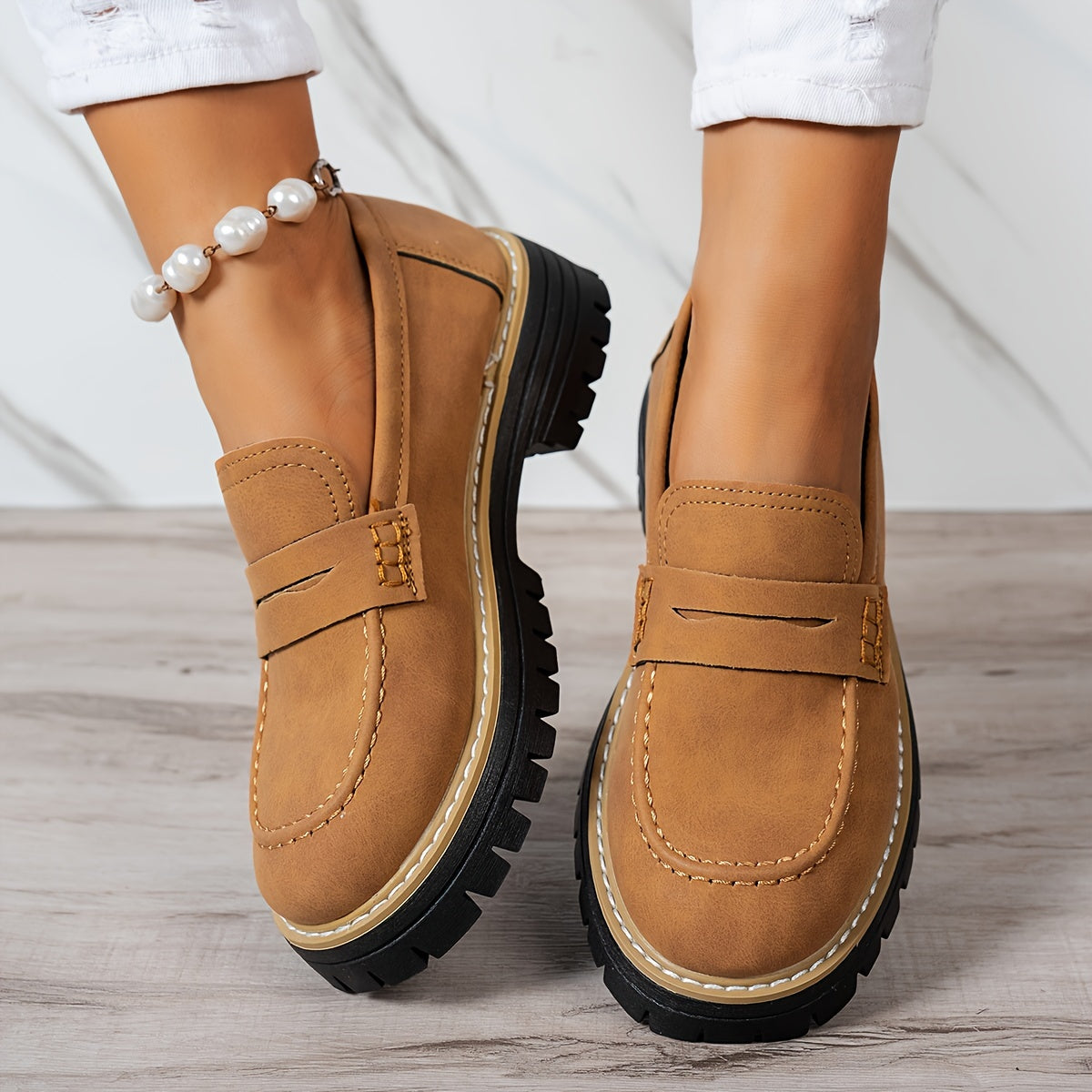 Elegantes y cómodos mocasines de mujer con diseño retro y suela gruesa – VIVIANA