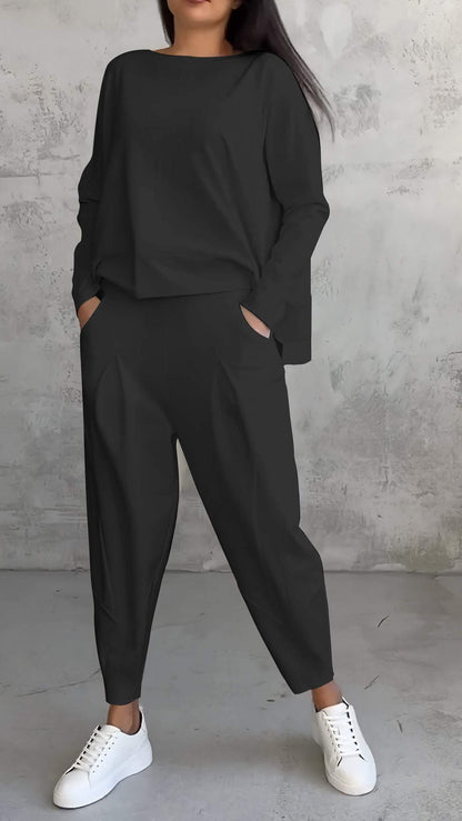 Traje fluido de dos piezas para mujer con blazer y pantalón entallado – RIVERA