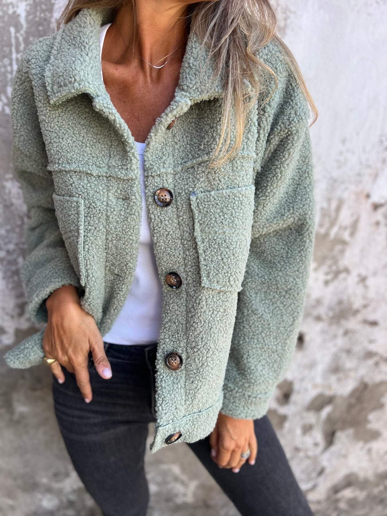 Abrigo largo para mujer cálido y cómodo con bolsillos – NOA