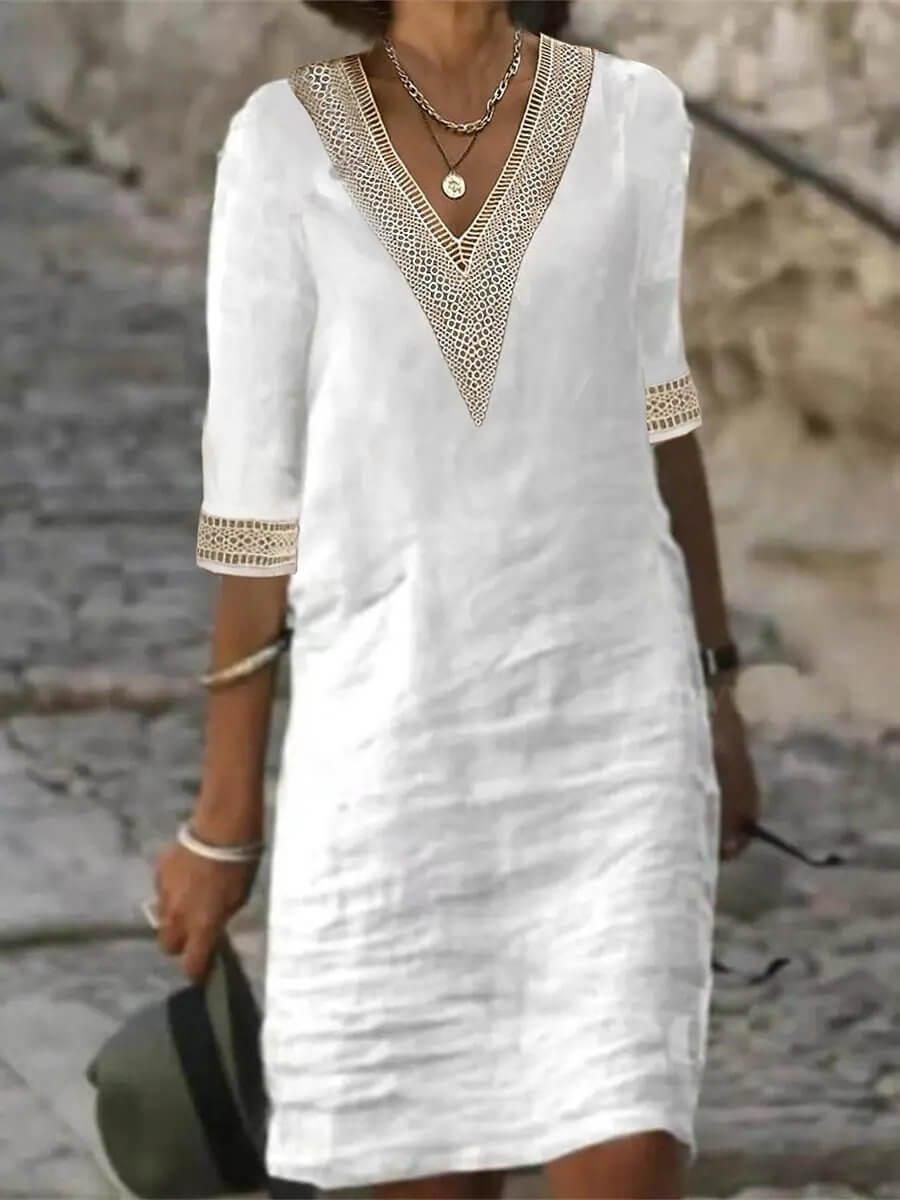 Vestido de mujer con escote en V y detalles de encaje – ARVANÉ
