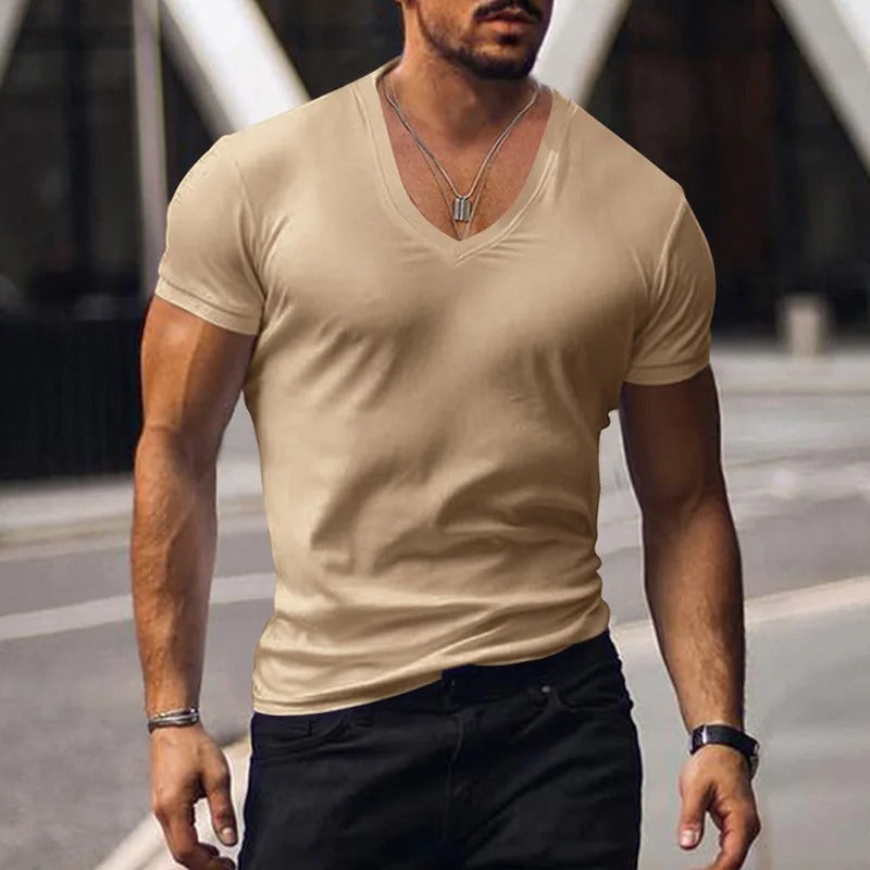 Camiseta slim fit de hombre con escote en V profundo – VOLKER