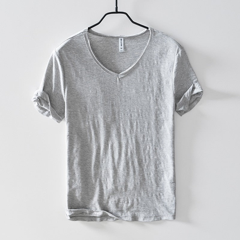 Camiseta de hombre con escote en V y acabado desenfadado – LEONVÍN