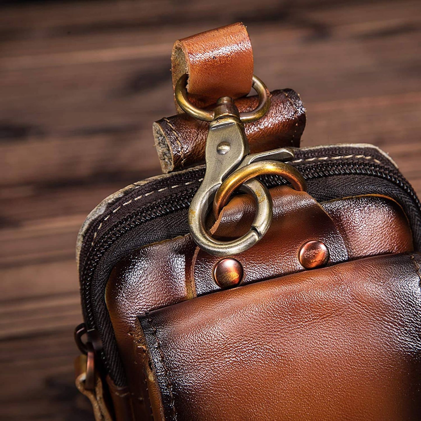 Riñonera de cuero para hombre – VALTERIO