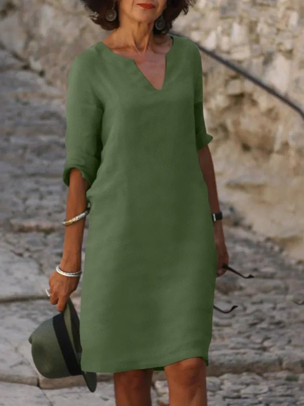 Vestido largo elegante con escote en V y detalle de cintura – JOSETTE