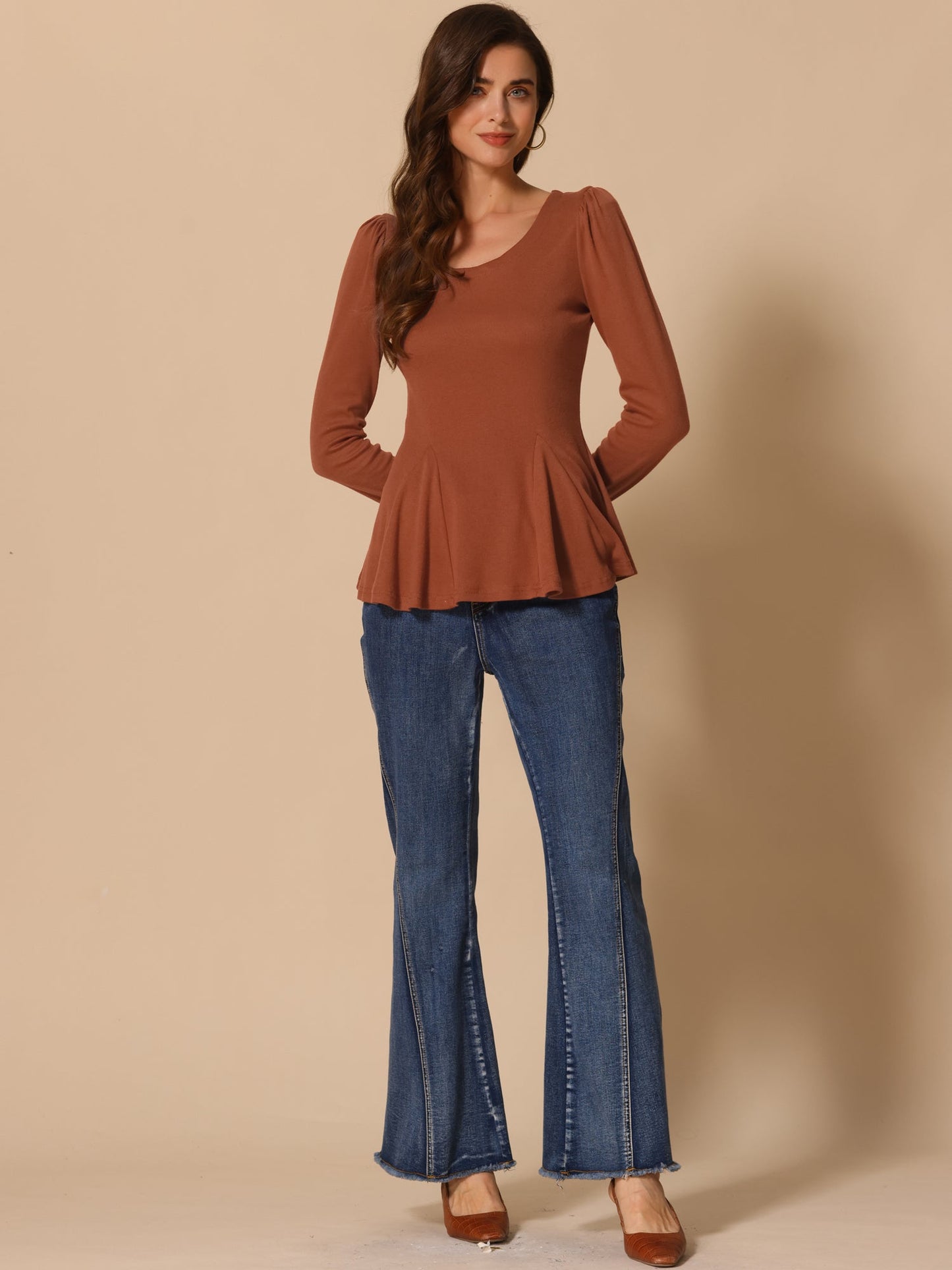 Camiseta básica de mujer con manga larga y cuello redondo – MILARA