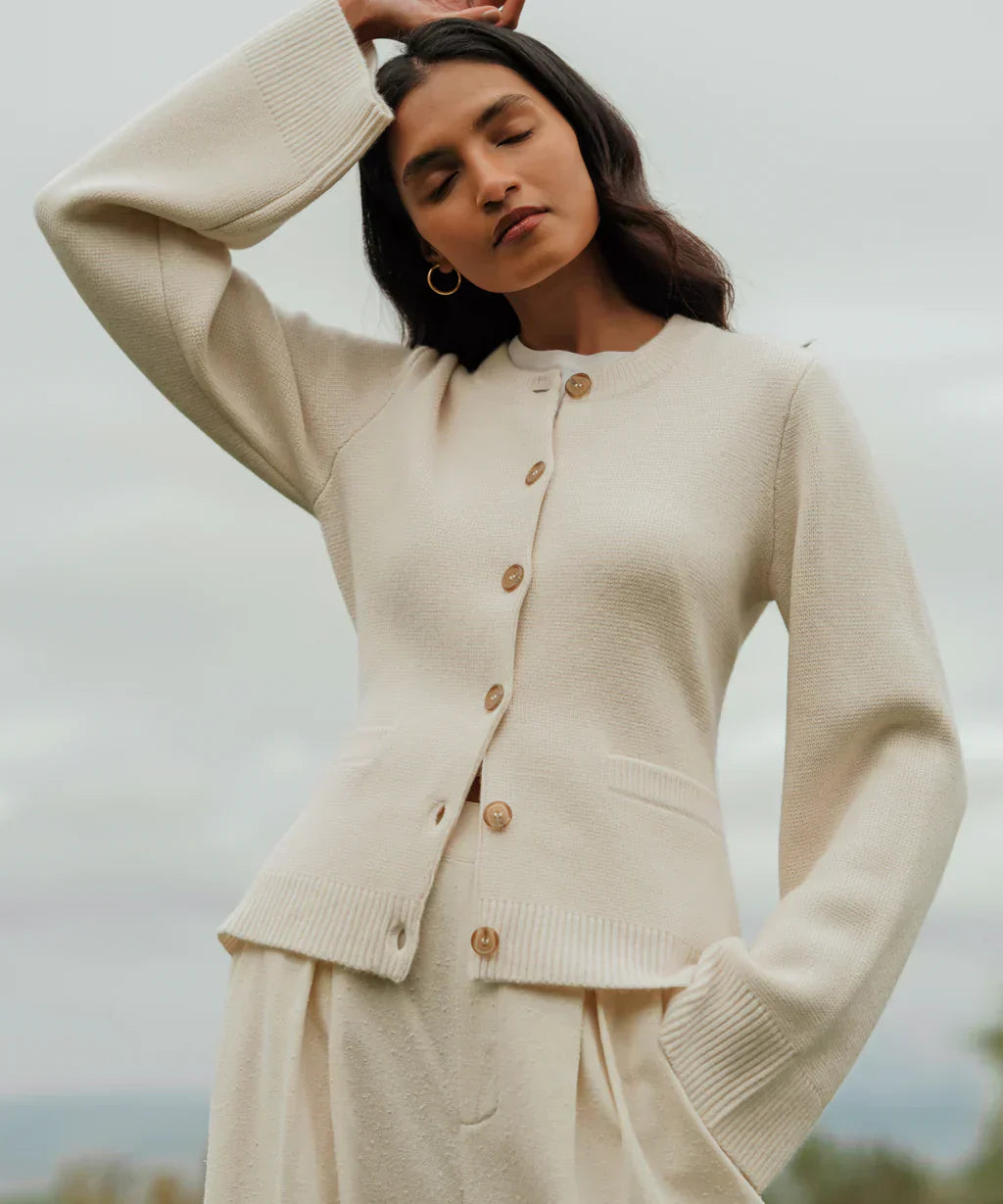MARGERY - Elegante chaqueta de punto de lana con botones para mujeres