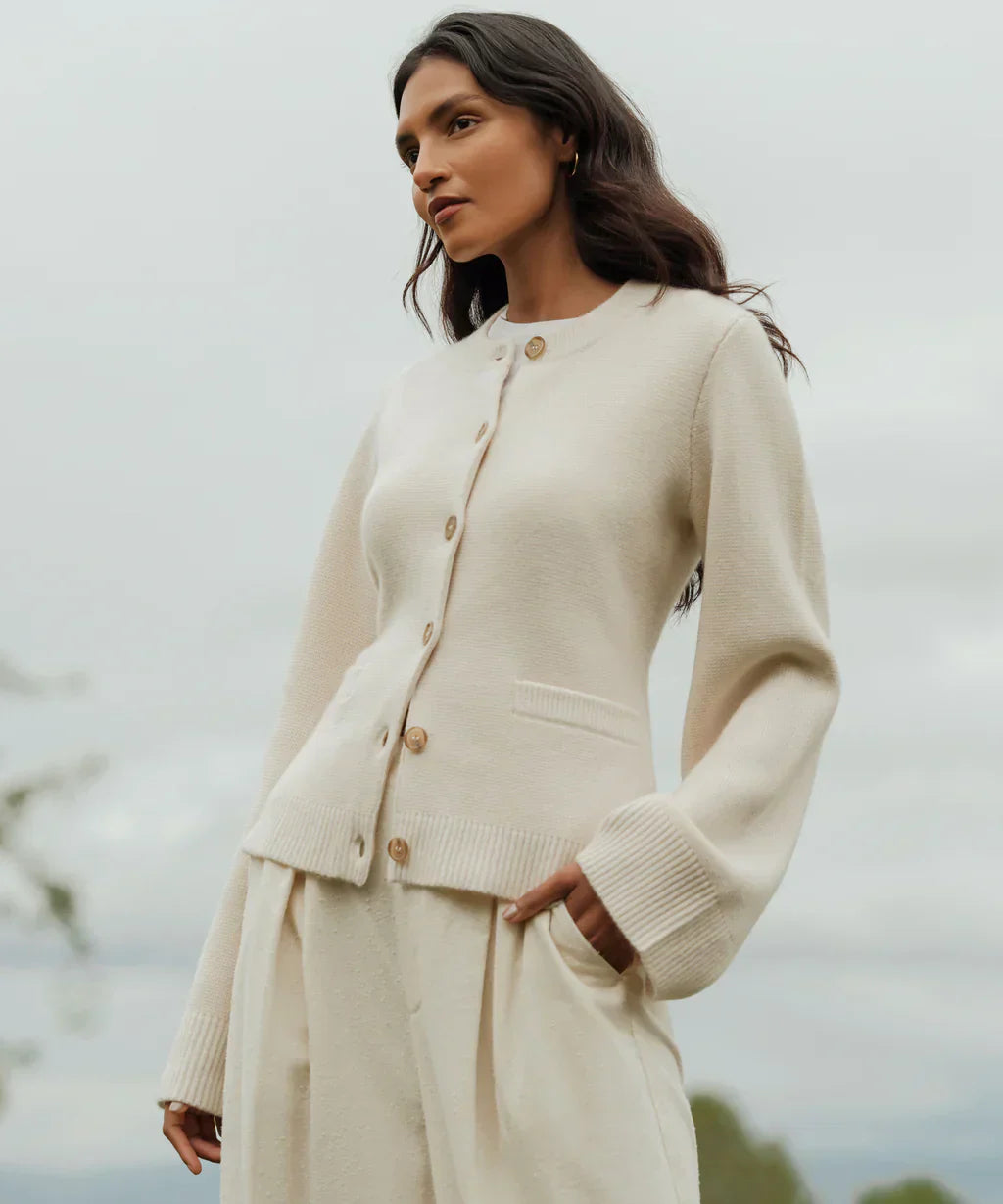 MARGERY - Elegante chaqueta de punto de lana con botones para mujeres