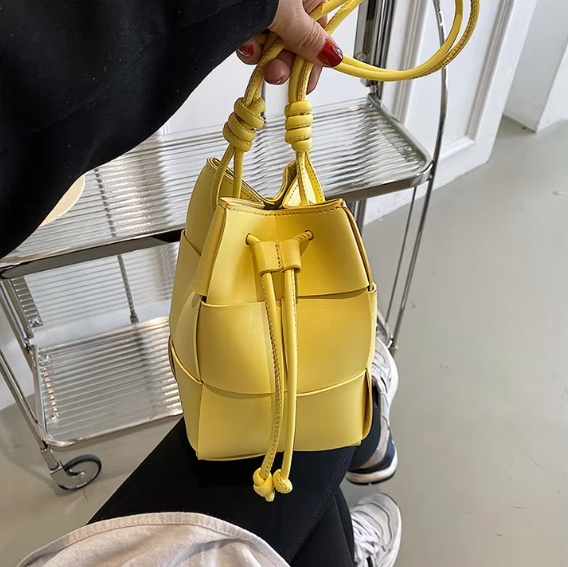 ANIKADEL - Bolso estructurado y elegante para mujer
